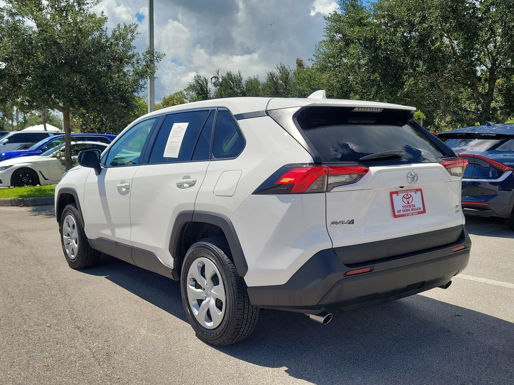Certified 2025 Toyota RAV4 LE AWD/4WD image 6