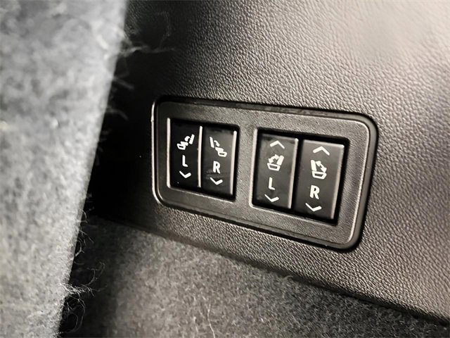 Used 2020 Cadillac XT6 Premium Luxury image 13