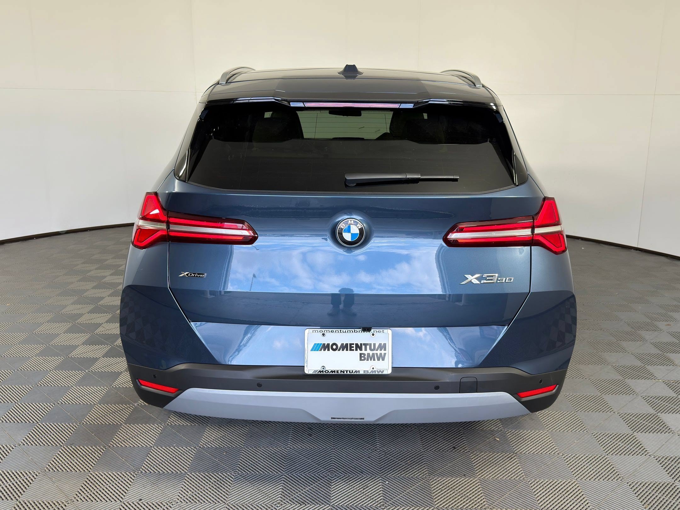 Used 2026 BMW X3 xDrive30i w/ Convenience Package AWD/4WD image 9