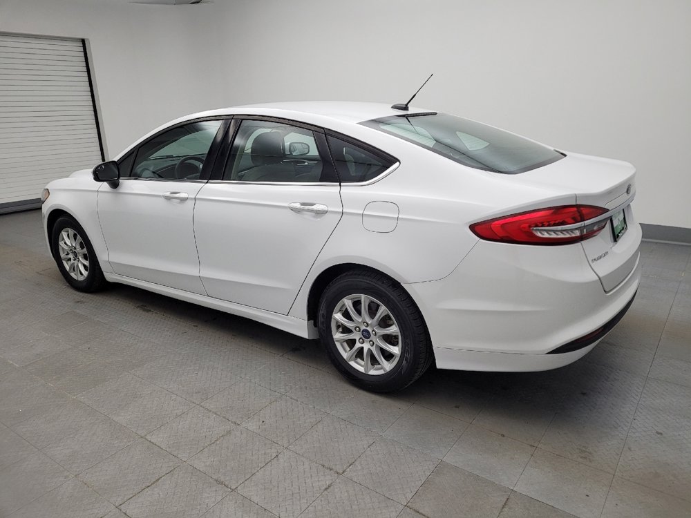Used 2017 Ford Fusion S image 3
