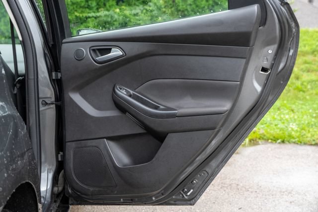 Used 2017 Ford Focus Titanium FWD image 81