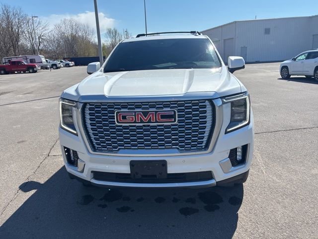 Used 2021 GMC Yukon XL Denali image 4