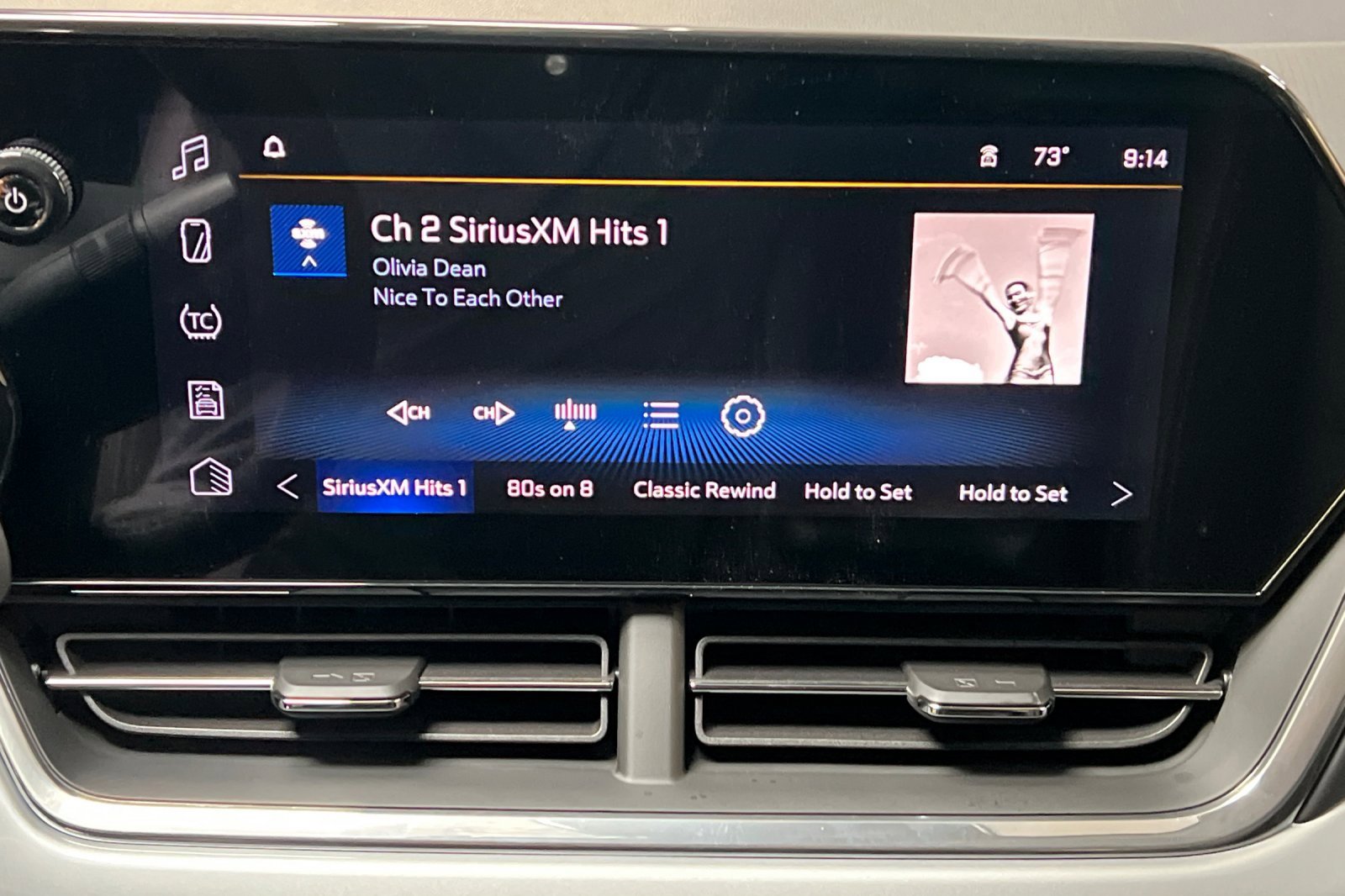 New 2026 Chevrolet Trax LT w/ LT Convenience Package image 18