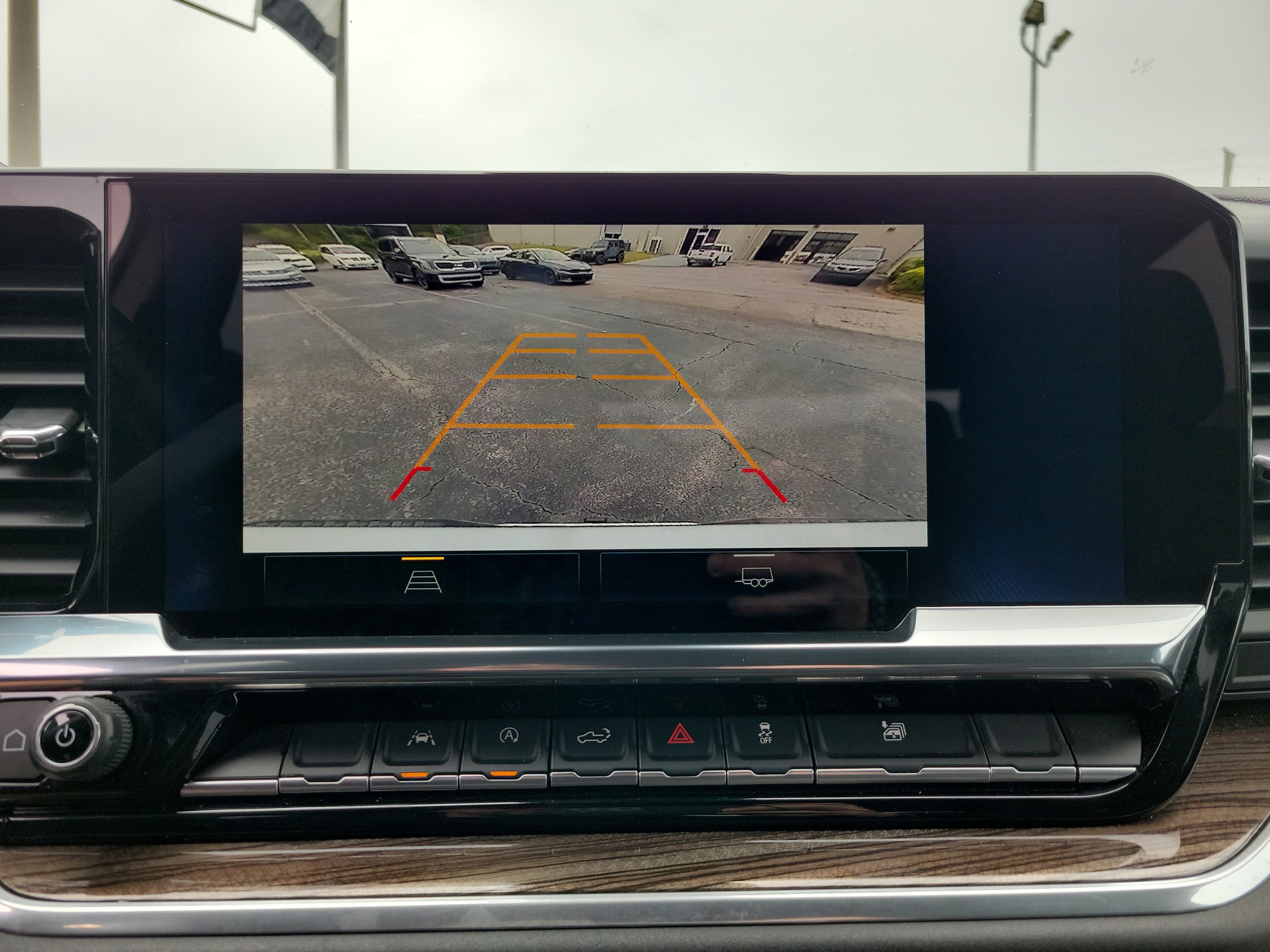 Used 2026 Chevrolet Silverado 1500 LT AWD/4WD image 14