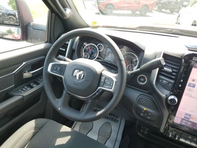 New 2026 RAM 2500 Big Horn AWD/4WD image 17