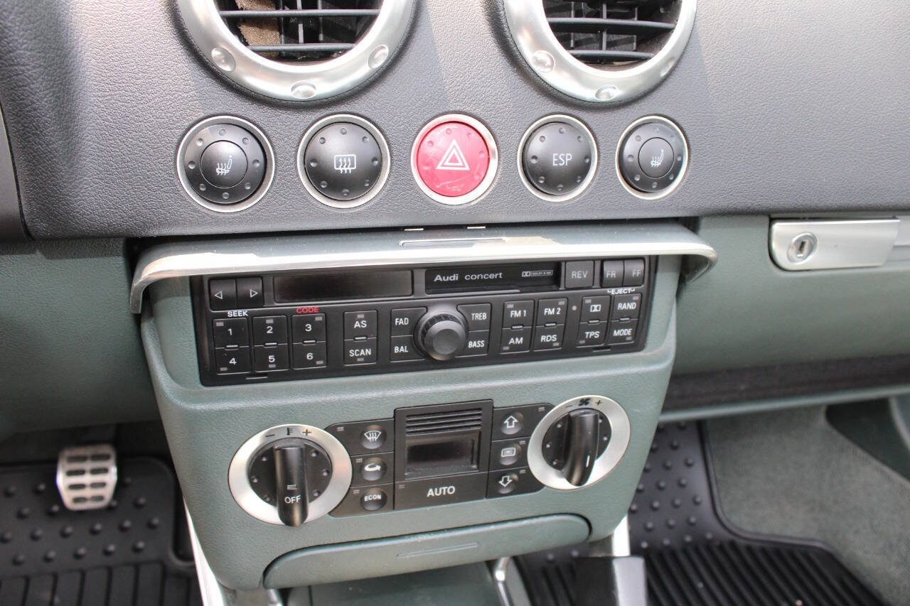 Used 2001 Audi TT 1.8T AWD/4WD image 24