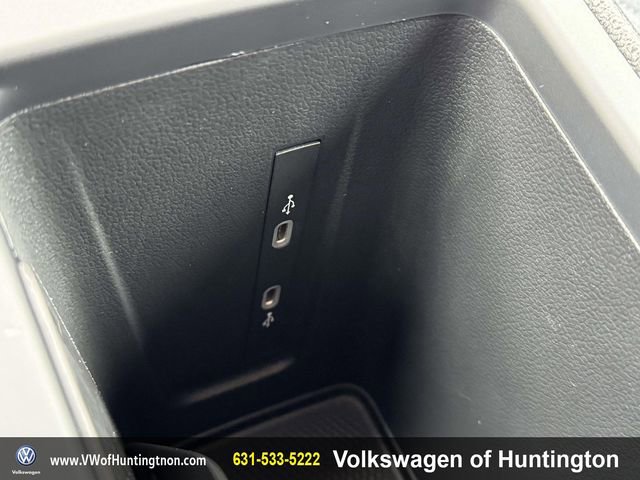 Certified 2025 Volkswagen Tiguan SE image 29