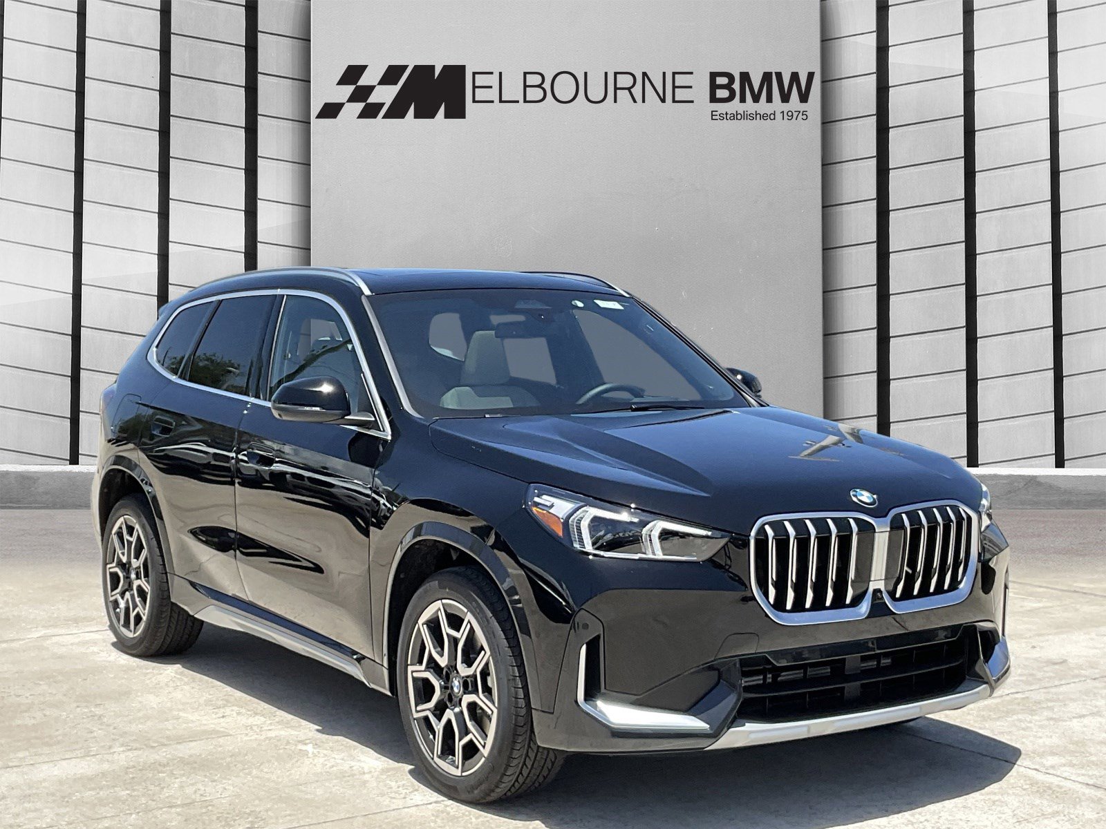 New 2025 BMW X1 xDrive28i w/ Technology Package