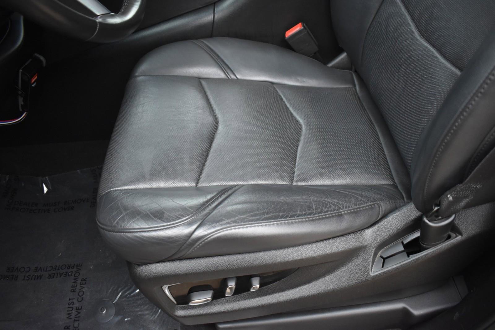 Used 2017 Cadillac Escalade Luxury image 33