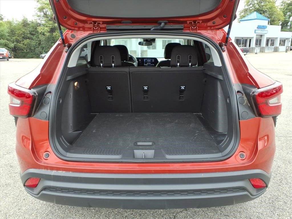 Certified 2024 Chevrolet Trax LS w/ LS Convenience Package image 12