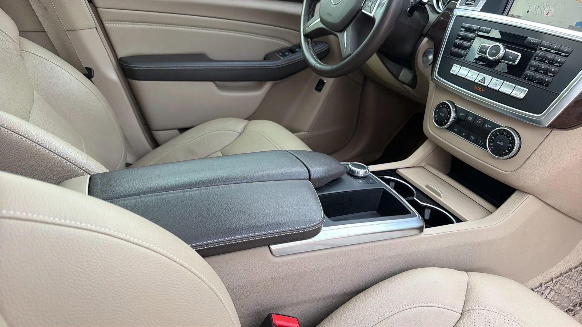 Used 2015 Mercedes-Benz ML 350 4MATIC image 91