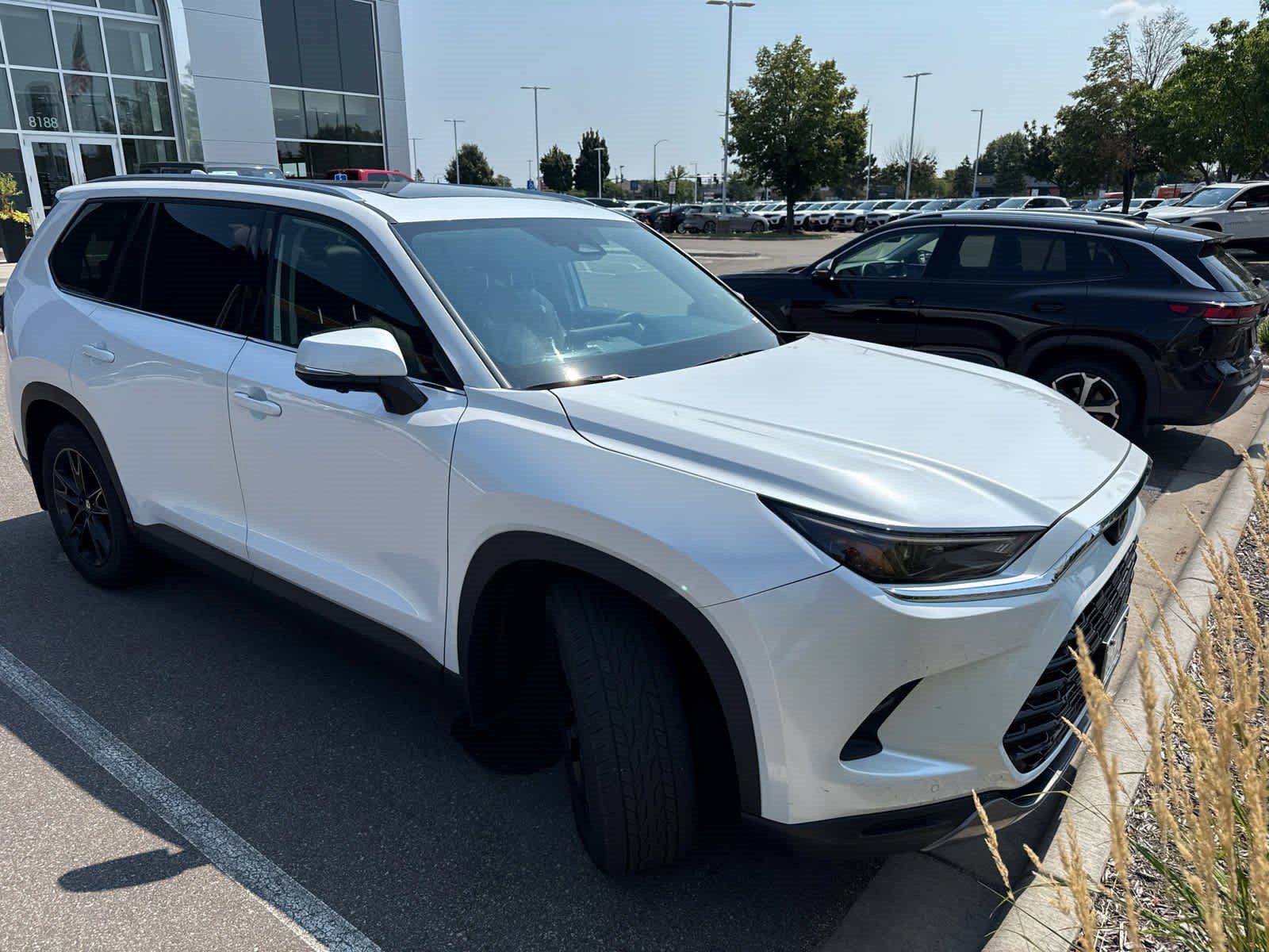 Used 2025 Toyota Grand Highlander AWD Hybrid image 3