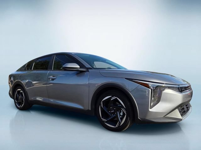 Certified 2025 Kia K4 GT-Line Turbo FWD image 2