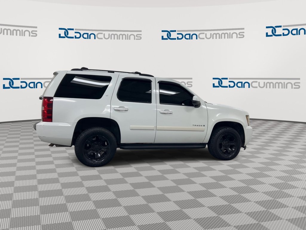 Used 2007 Chevrolet Tahoe LT w/ LT Preferred Equipment Group AWD/4WD image 9