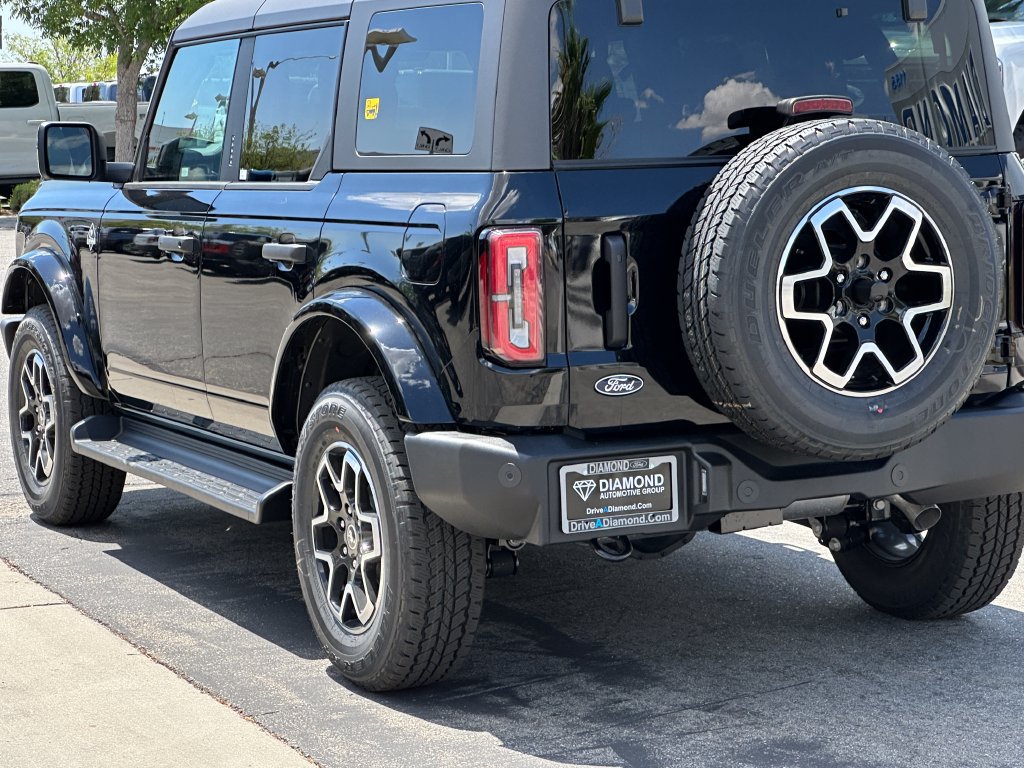 New 2026 Ford Bronco Outer Banks AWD/4WD image 5