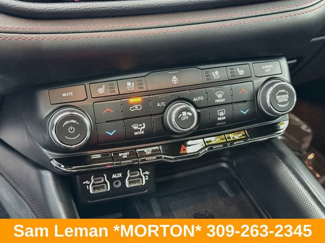 Used 2023 Dodge Durango R/T RWD image 16
