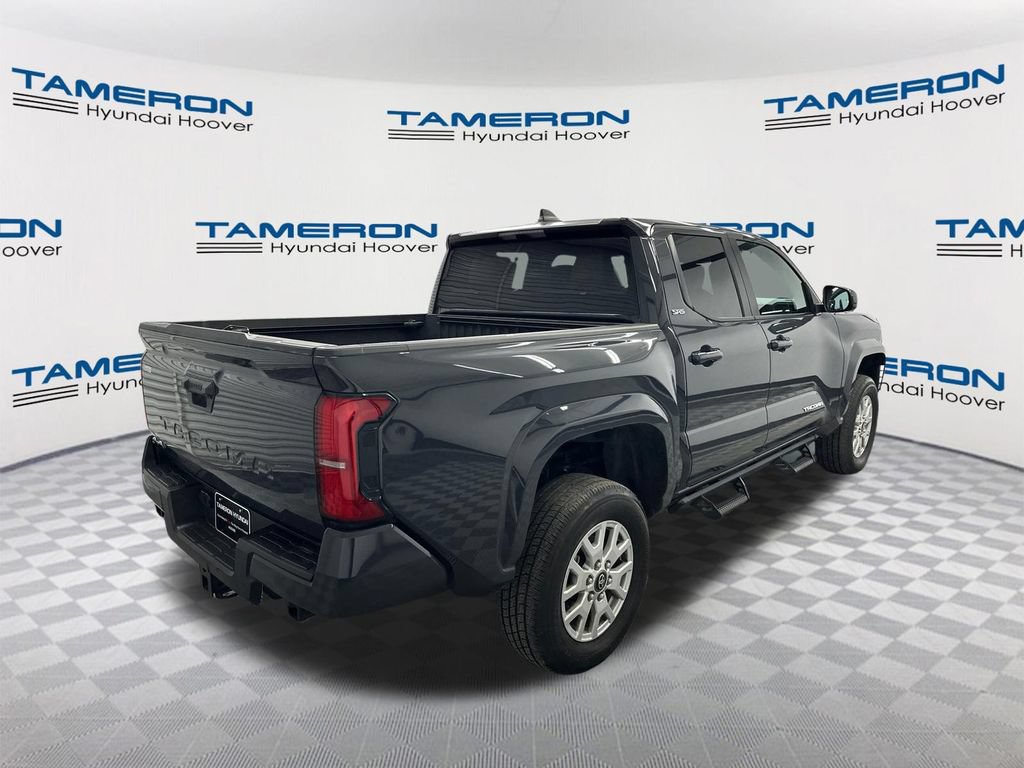 Used 2024 Toyota Tacoma SR5 AWD/4WD image 5