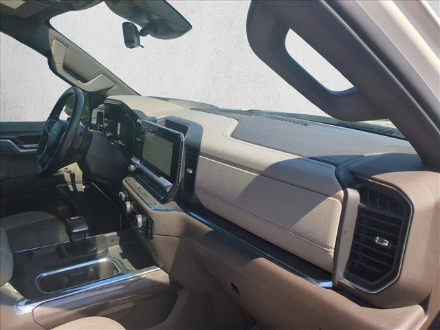 Used 2022 Chevrolet Silverado 1500 LTZ w/ Technology Package AWD/4WD image 19