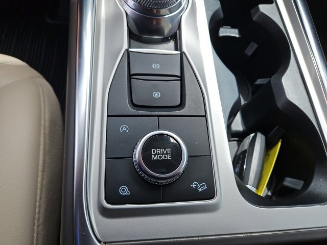 Used 2023 Ford Explorer Platinum w/ Technology Package image 32