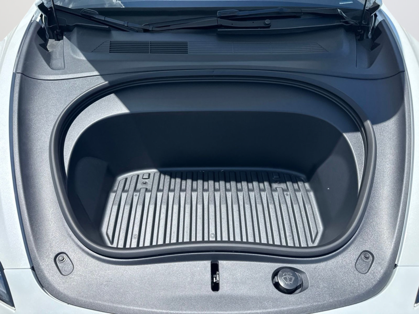 Used 2025 Tesla Model 3 Long Range RWD image 44