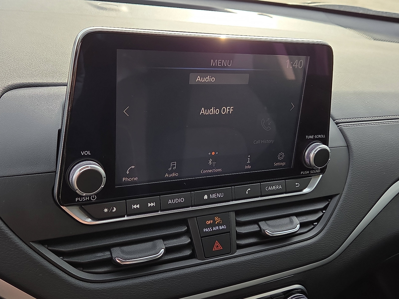 Used 2022 Nissan Altima 2.5 SV w/ SV Premium Package image 18