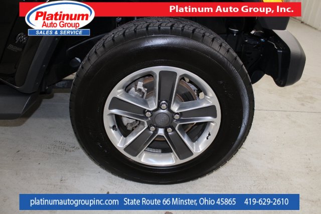 Used 2019 Jeep Wrangler Unlimited Sahara w/ Safety Group image 51