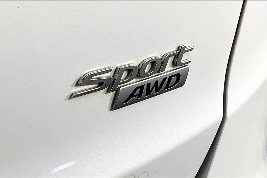 Used 2017 Hyundai Santa Fe Sport AWD/4WD image 22
