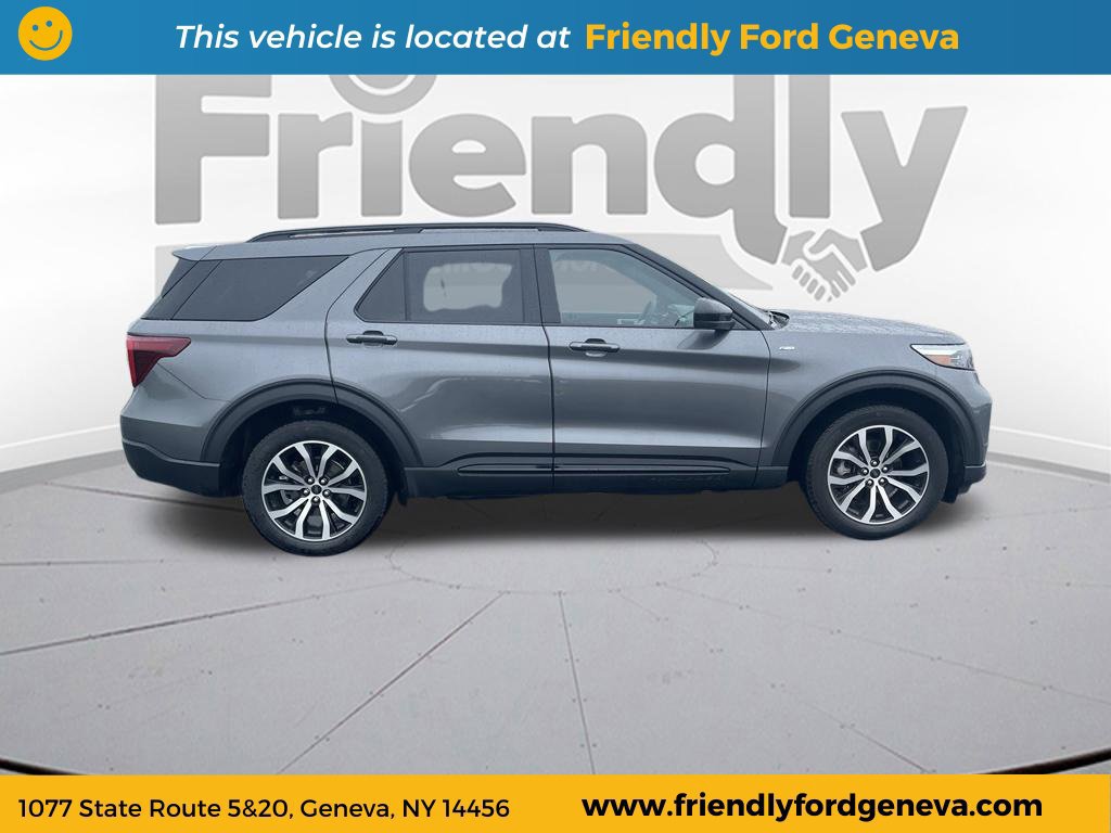 Used 2023 Ford Explorer ST-Line w/ Class IV Trailer Tow Package AWD/4WD image 4