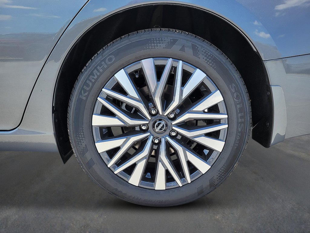 New 2026 Nissan Altima 2.5 SV FWD image 13