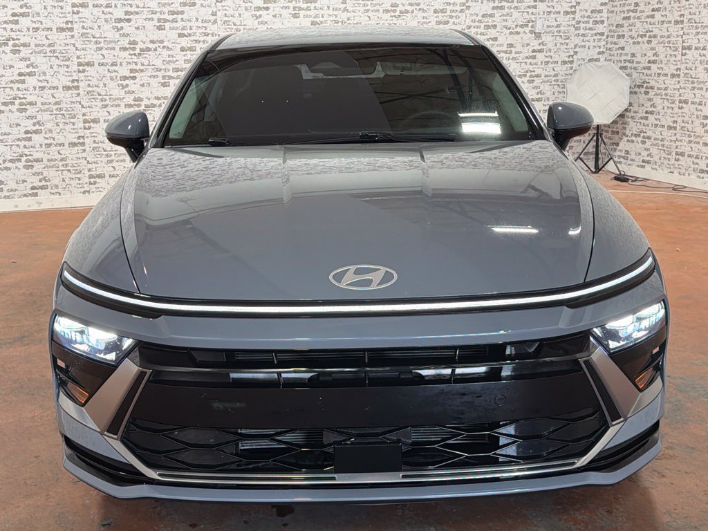 Used 2024 Hyundai Sonata SEL FWD image 2