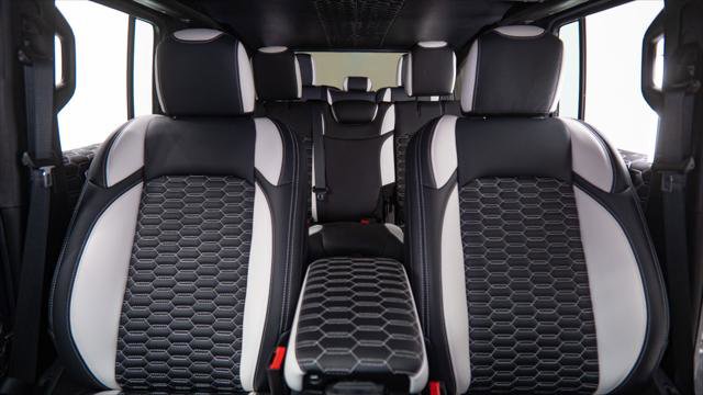 Used 2025 Jeep Gladiator Sport image 30