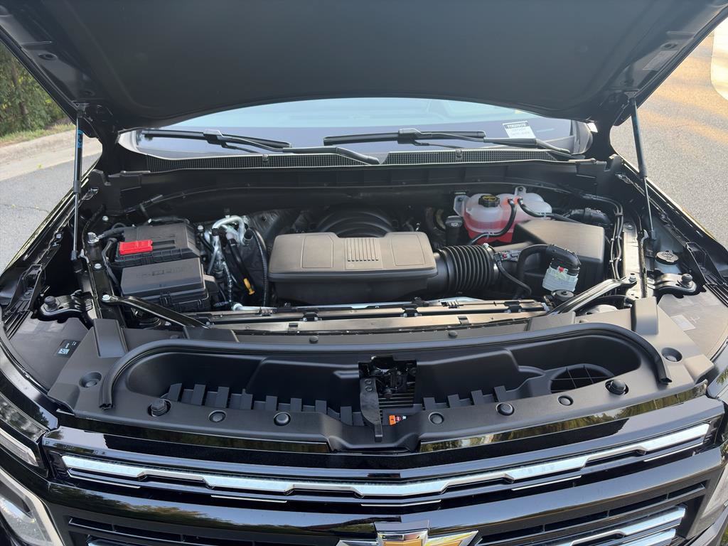 New 2026 Chevrolet Tahoe High Country AWD/4WD image 32