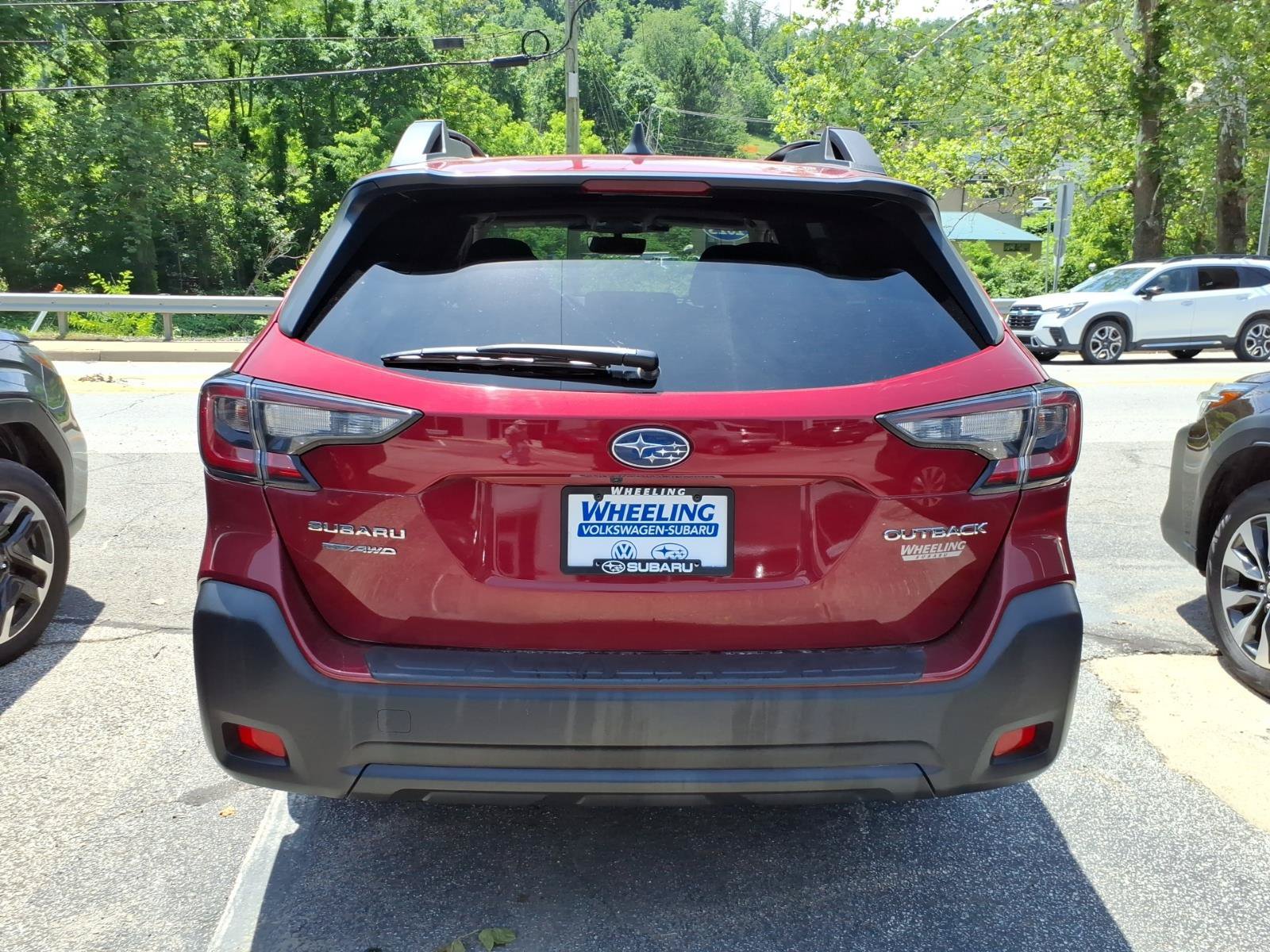 Used 2023 Subaru Outback Premium w/ Popular Package #1 AWD/4WD image 3