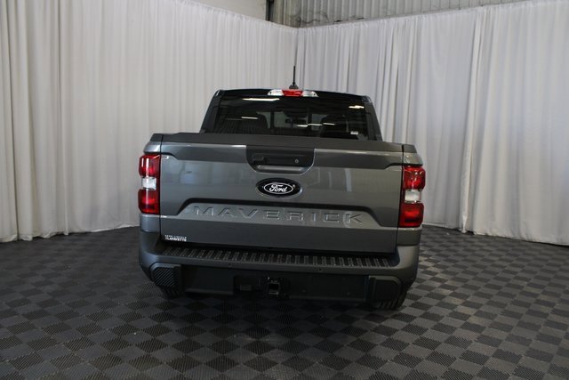 New 2025 Ford Maverick Lariat w/ Black Appearance Package image 24