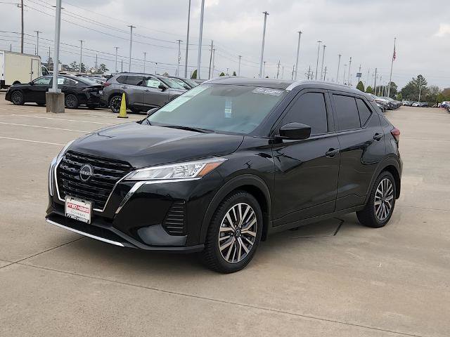 Certified 2024 Nissan Kicks SV image 3