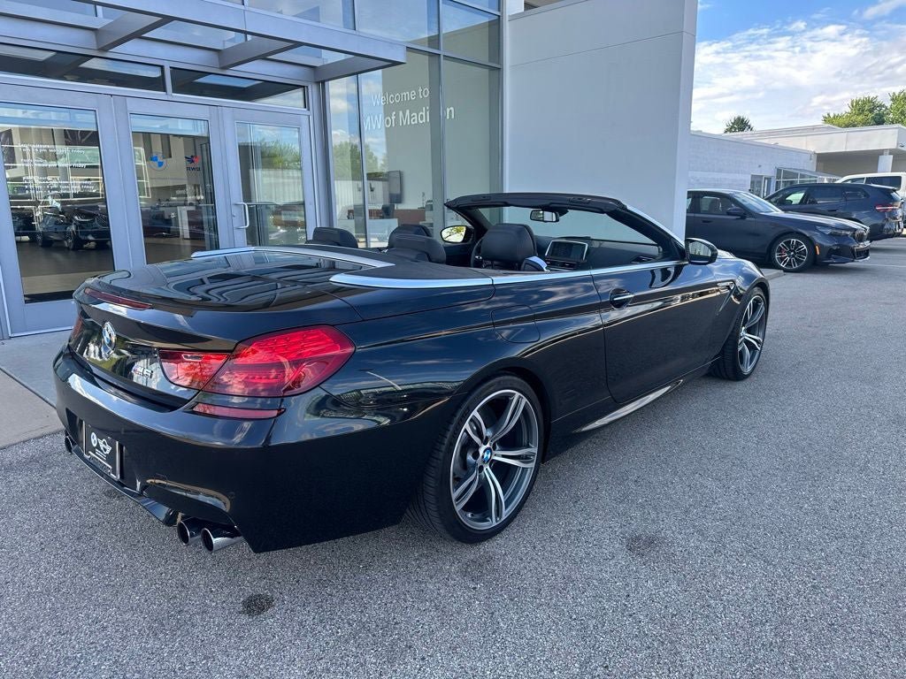 Used 2012 BMW M6 Convertible RWD image 3