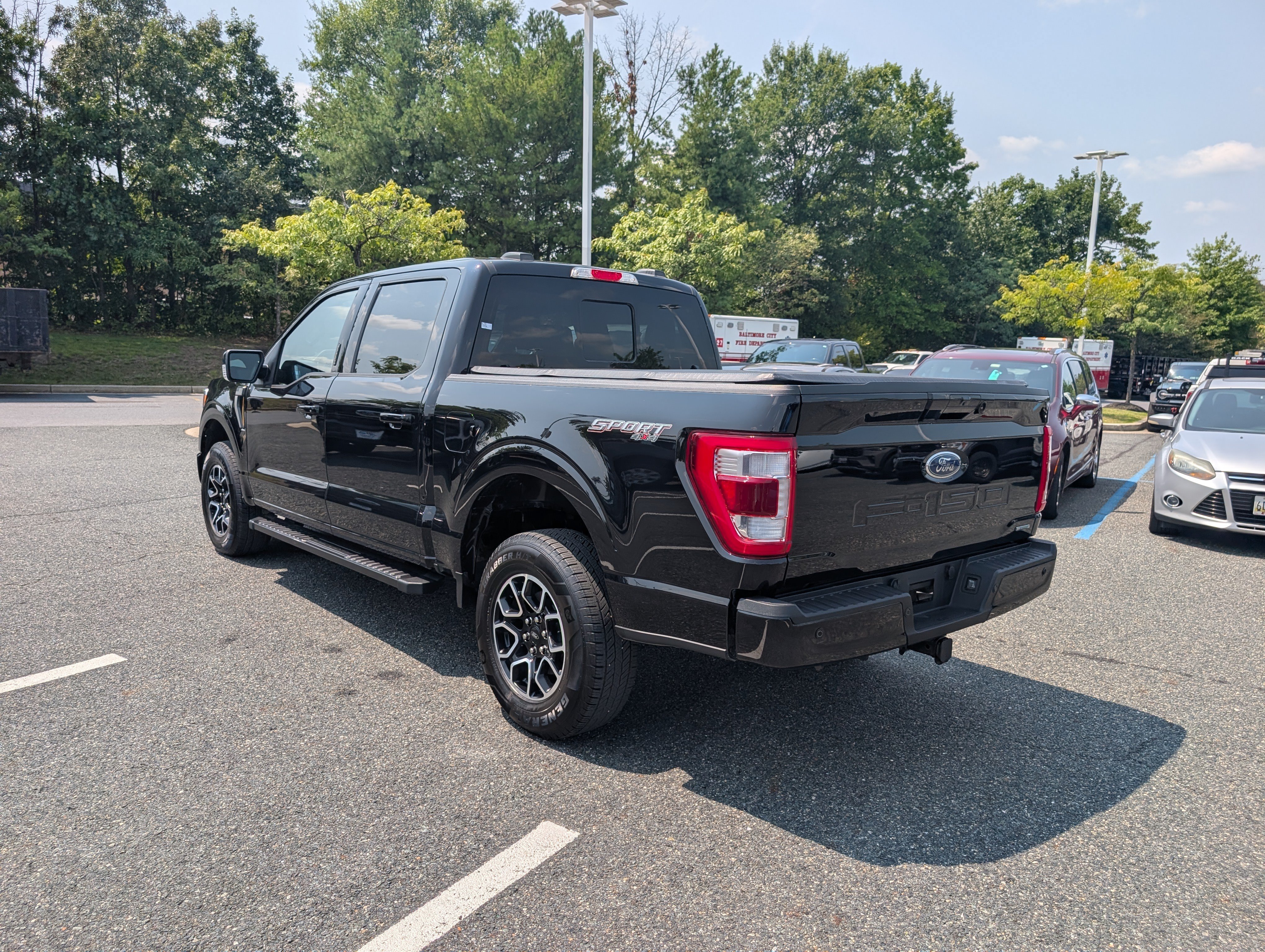 Used 2022 Ford F150 Lariat AWD/4WD image 5