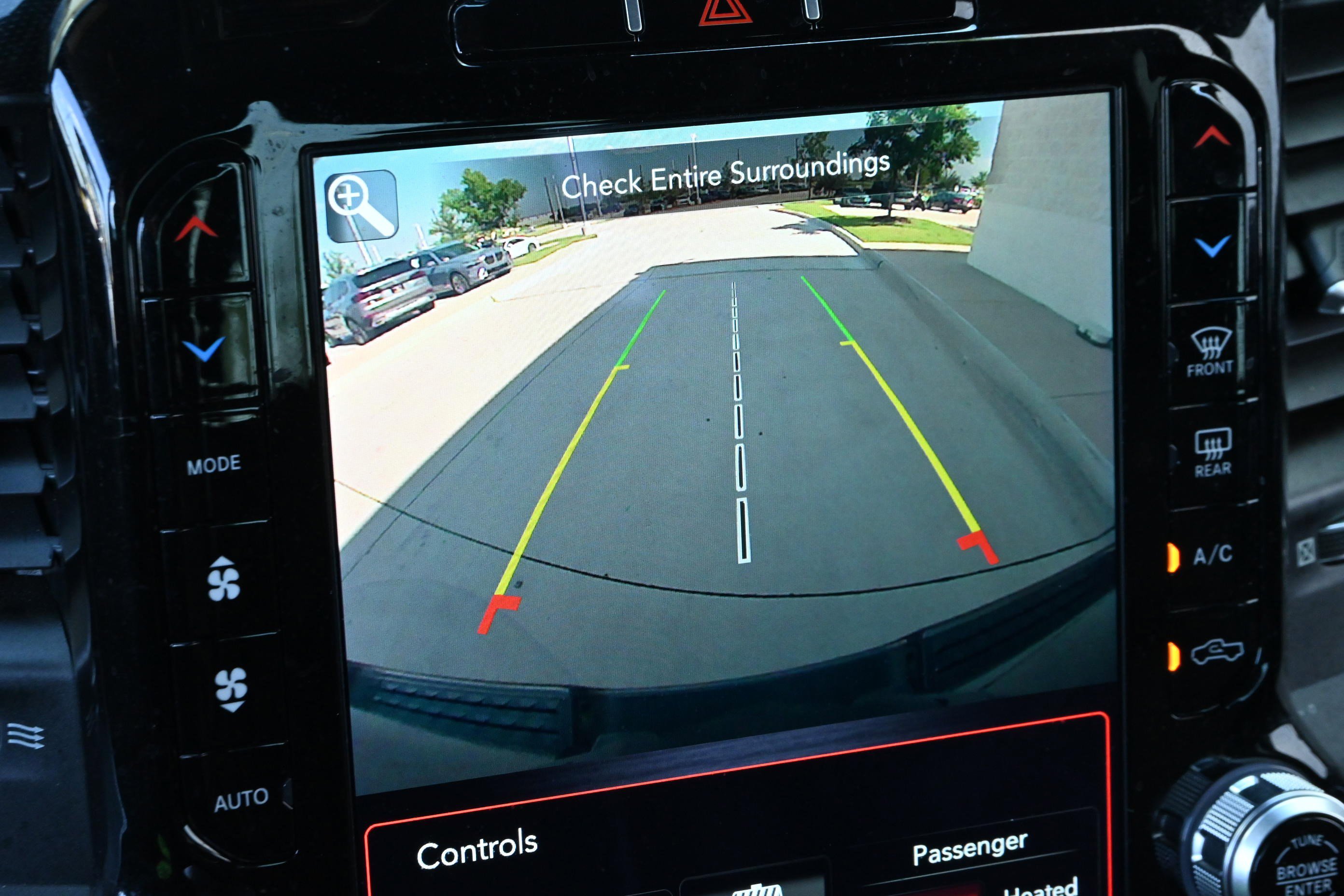 Used 2020 RAM 1500 Laramie AWD/4WD image 18