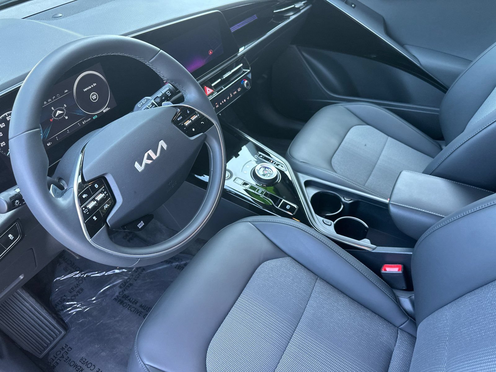 Certified 2024 Kia Niro Wind FWD image 10