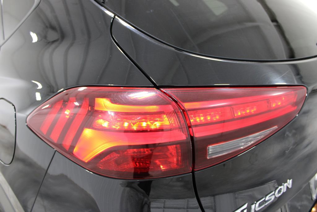Used 2020 Hyundai Tucson Sport w/ Cargo Package image 22
