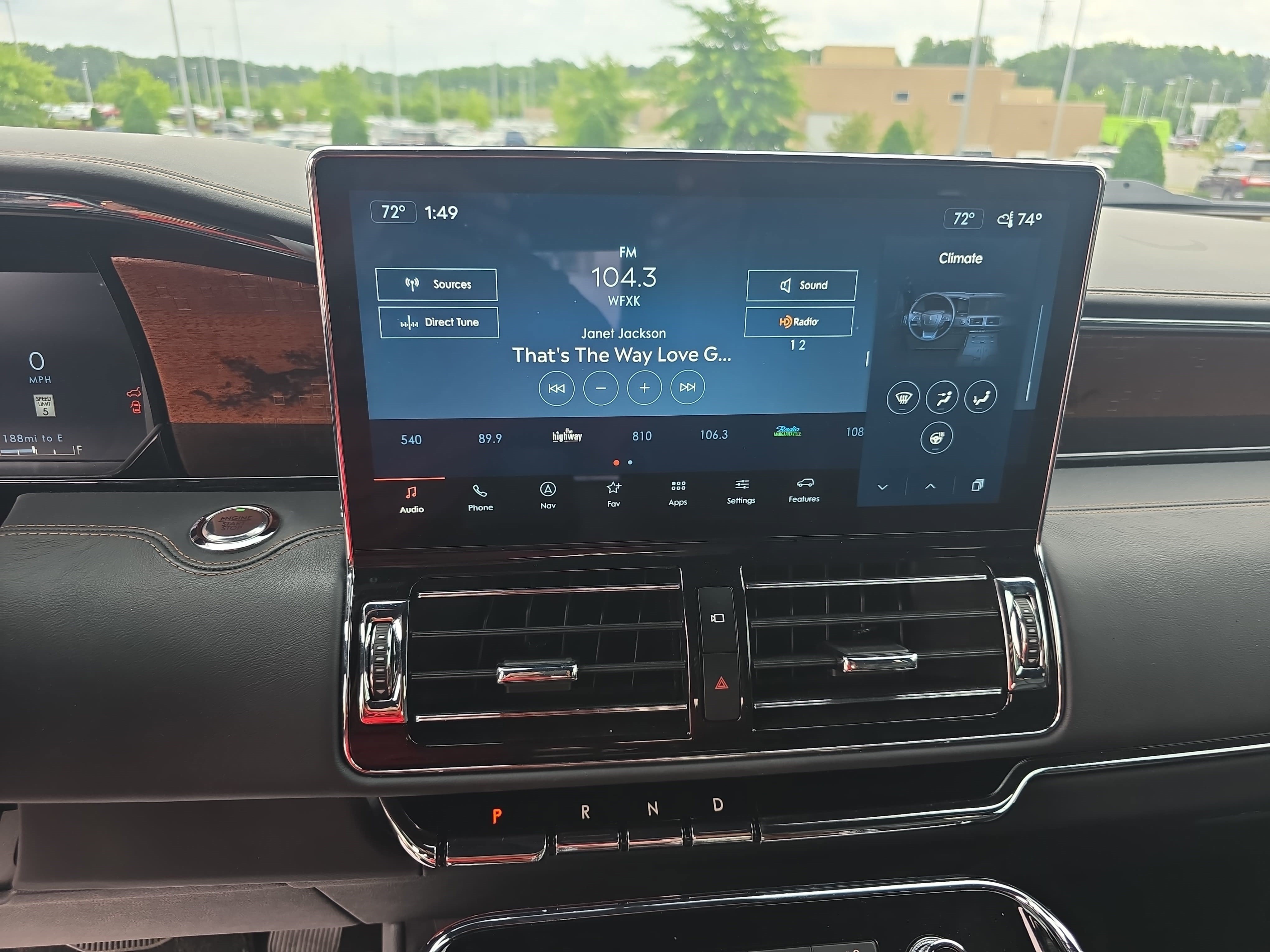 Certified 2024 Lincoln Navigator Black Label AWD/4WD image 19