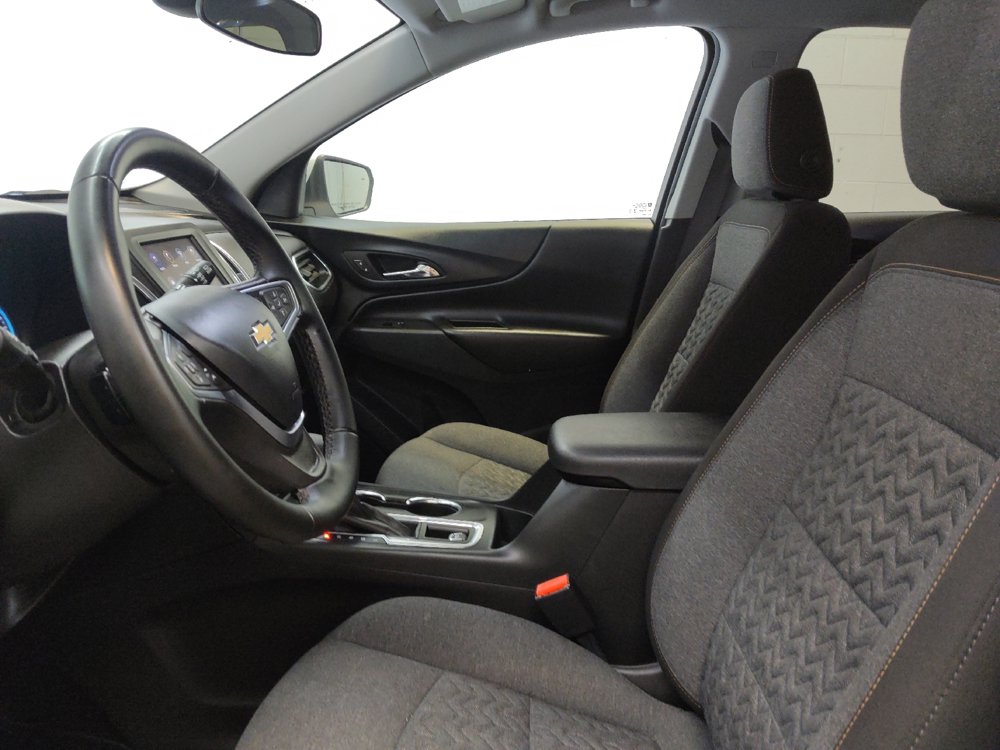 Used 2023 Chevrolet Equinox LT w/ Driver Convenience Package AWD/4WD image 17