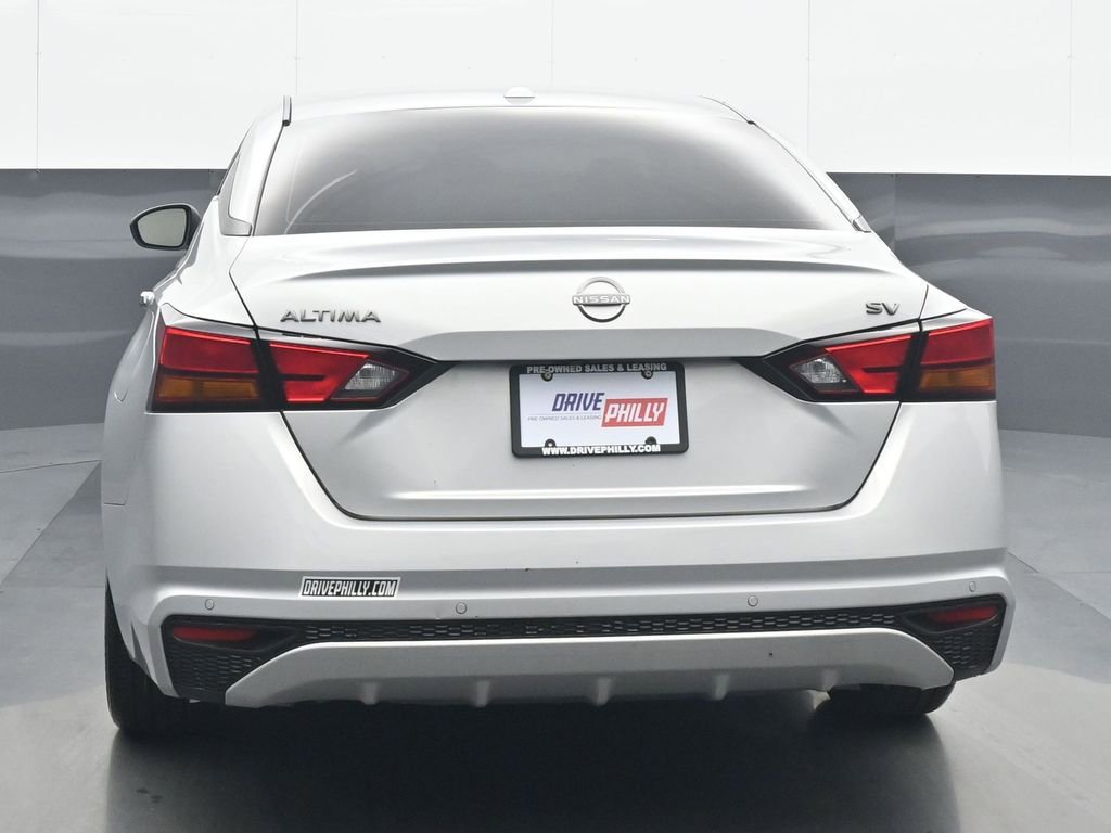 Used 2024 Nissan Altima 2.5 SV image 5