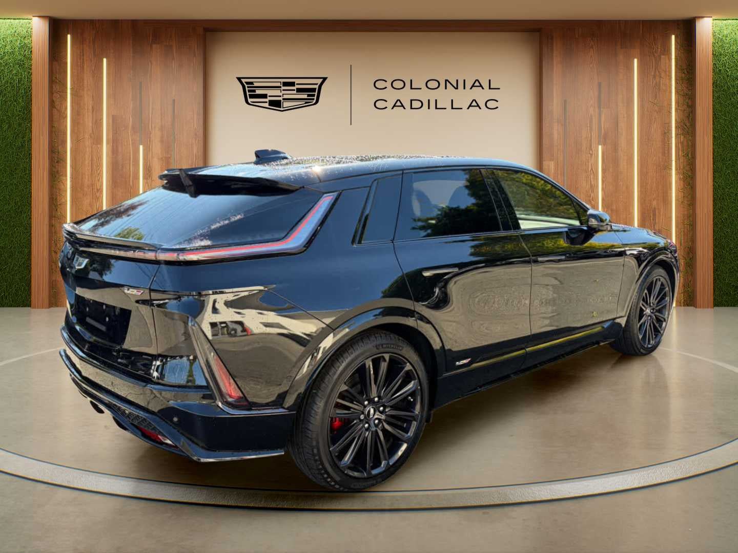 Used 2026 Cadillac Lyriq V AWD/4WD image 6