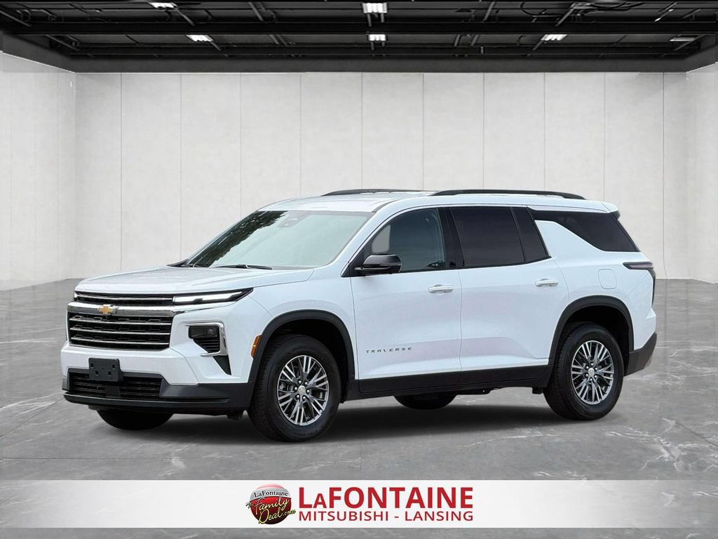 Used 2024 Chevrolet Traverse LT FWD image 1
