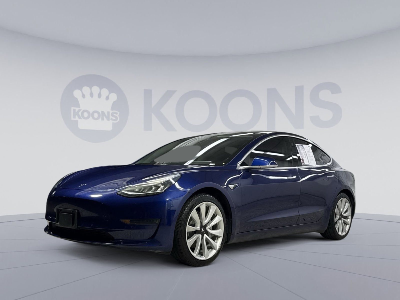 Used 2018 Tesla Model 3 Long Range RWD image 1