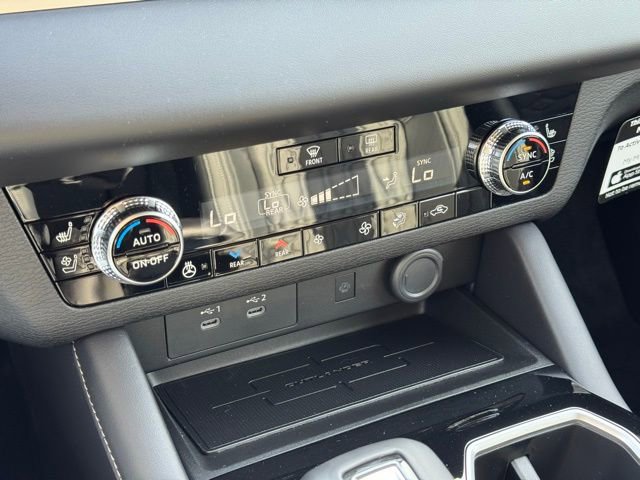 New 2026 Mitsubishi Outlander SEL FWD image 30