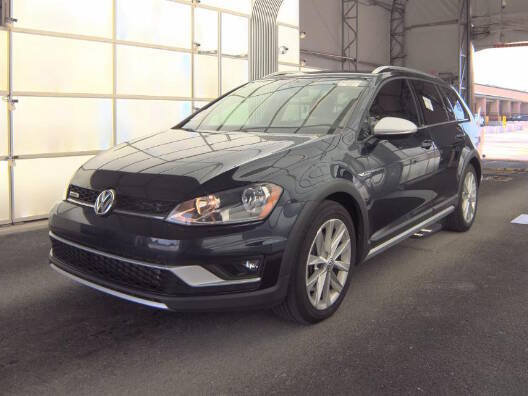 Used 2017 Volkswagen Golf Alltrack S