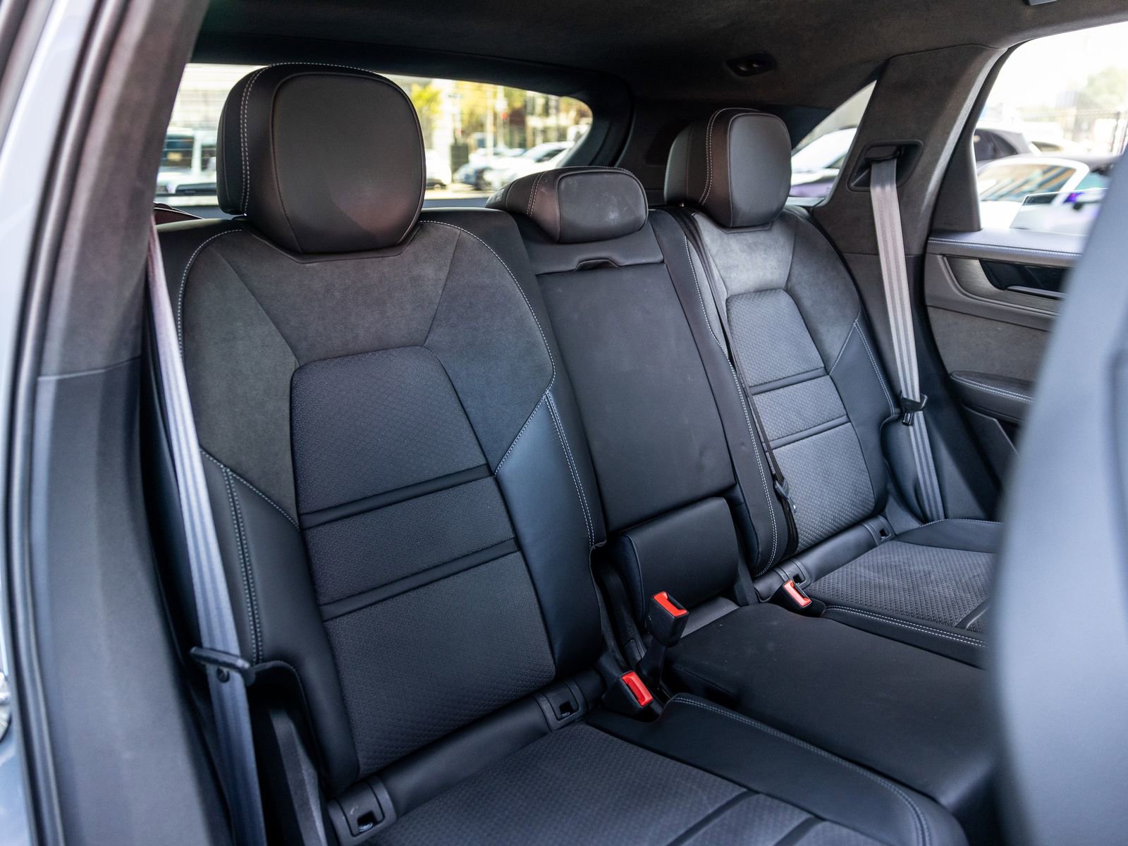 Certified 2025 Porsche Cayenne GTS image 59