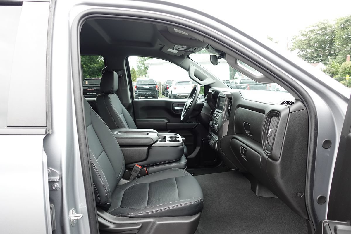 Used 2024 Chevrolet Silverado 1500 Custom w/ Rally Edition AWD/4WD image 33